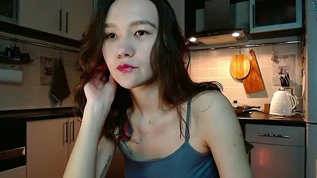 Snapshot of Kelly_Yon chatting on March 11, 2025, 8:53 pm Kelly Yon online show from March 11, 2025, 8:53 pm