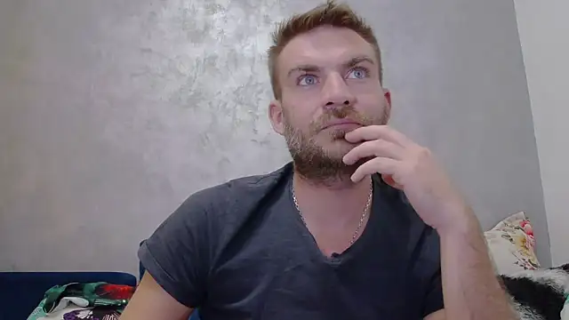 10in deluxe online show from December 20, 2025, 8:05 pm