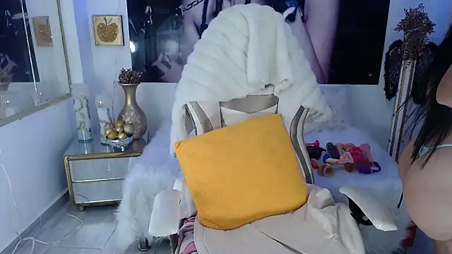 Snapshot of perlasharick_3 chatting on December 6, 2024, 2:17 pm perlasharick 3 online show from December 6, 2024, 2:17 pm