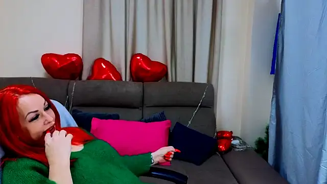 Snapshot of RedHeadBridget chatting on February 17, 2026, 6:21 am RedHeadBridget online show from February 17, 2026, 6:21 am