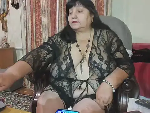 Snapshot of Nezsbudka chatting on October 14, 2025, 2:51 pm Nezsbudka online show from October 14, 2025, 2:51 pm