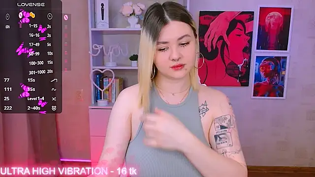 Snapshot of cutie_mili chatting on January 30, 2025, 3:22 am cutie mili online show from January 30, 2025, 3:22 am