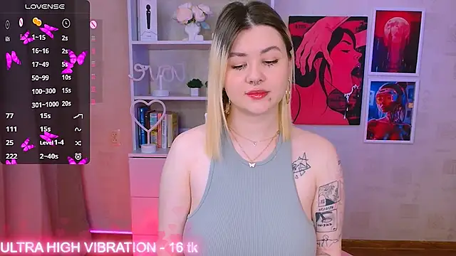 Snapshot of cutie_mili chatting on January 30, 2025, 9:04 am cutie mili online show from January 30, 2025, 9:04 am