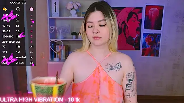 Snapshot of cutie_mili chatting on February 7, 2025, 7:50 am cutie mili online show from February 7, 2025, 7:50 am