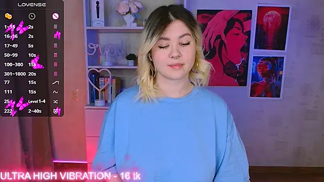 Snapshot of cutie_mili chatting on February 8, 2025, 7:49 pm cutie mili online show from February 8, 2025, 7:49 pm