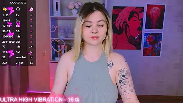 Snapshot of cutie_mili chatting on February 10, 2025, 8:31 pm cutie mili online show from February 10, 2025, 8:31 pm