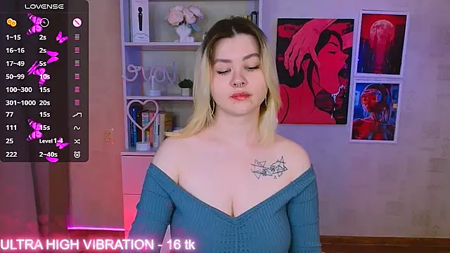 Snapshot of cutie_mili chatting on February 15, 2025, 5:09 am cutie mili online show from February 15, 2025, 5:09 am