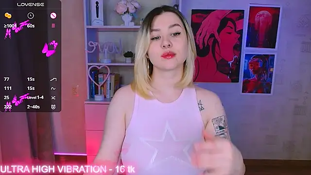 Snapshot of cutie_mili chatting on February 17, 2025, 7:04 am cutie mili online show from February 17, 2025, 7:04 am