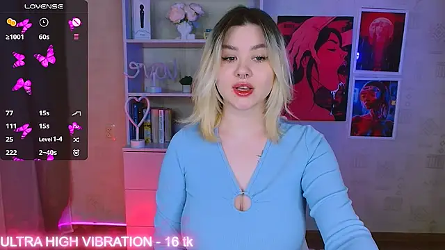 Snapshot of cutie_mili chatting on February 19, 2025, 7:06 am cutie mili online show from February 19, 2025, 7:06 am