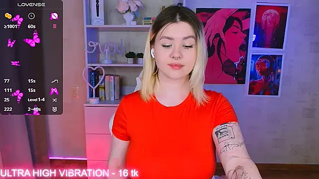 Snapshot of cutie_mili chatting on February 20, 2025, 10:16 am cutie mili online show from February 20, 2025, 10:16 am