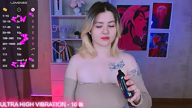 Snapshot of cutie_mili chatting on February 27, 2025, 4:20 am cutie mili online show from February 27, 2025, 4:20 am