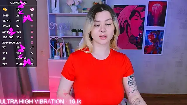 Snapshot of cutie_mili chatting on March 1, 2025, 10:45 am cutie mili online show from March 1, 2025, 10:45 am