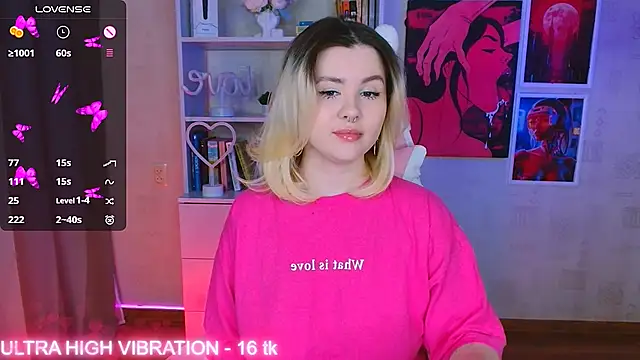 Snapshot of cutie_mili chatting on March 7, 2025, 6:46 am cutie mili online show from March 7, 2025, 6:46 am