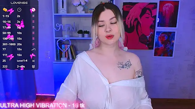 Snapshot of cutie_mili chatting on March 14, 2025, 5:27 am cutie mili online show from March 14, 2025, 5:27 am