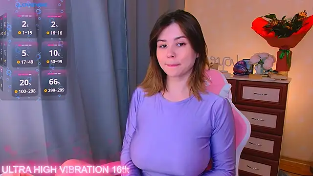 Snapshot of cutie_mili chatting on October 3, 2025, 7:38 am cutie mili online show from October 3, 2025, 7:38 am