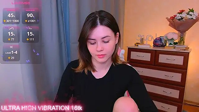 Snapshot of cutie_mili chatting on October 13, 2025, 8:25 am cutie mili online show from October 13, 2025, 8:25 am