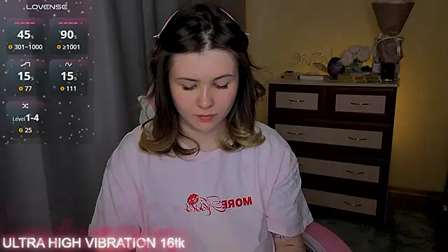 cutie mili online show from March 20, 2026, 9:03 am