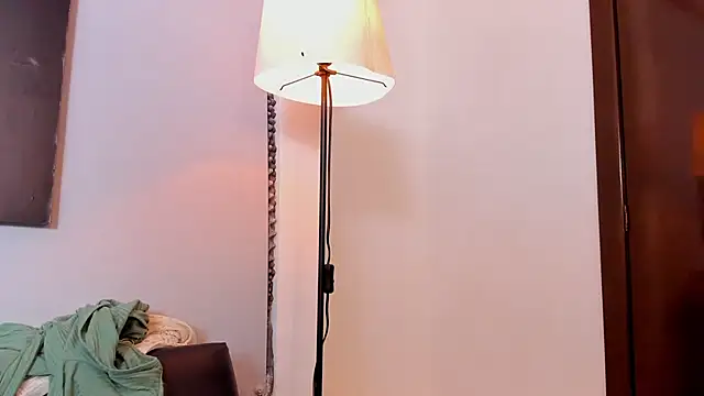 Snapshot of scarlett_moore chatting on January 29, 2025, 5:56 pm scarlett moore online show from January 29, 2025, 5:56 pm