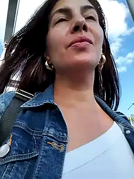 Snapshot of scarlett_moore chatting on February 1, 2025, 9:51 pm scarlett moore online show from February 1, 2025, 9:51 pm