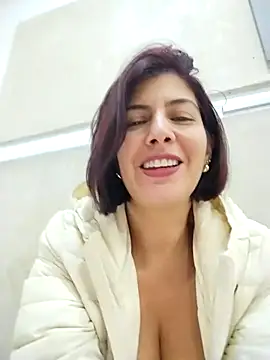 Snapshot of scarlett_moore chatting on March 15, 2025, 12:36 am scarlett moore online show from March 15, 2025, 12:36 am
