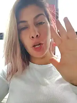 Snapshot of scarlett_moore chatting on September 17, 2025, 1:13 pm scarlett moore online show from September 17, 2025, 1:13 pm
