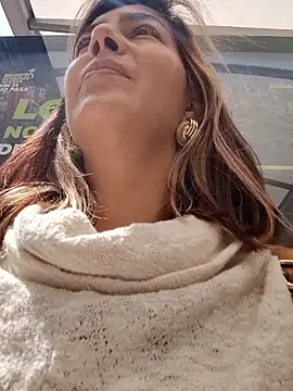 Snapshot of scarlett_moore chatting on March 2, 2026, 3:19 pm scarlett moore online show from March 2, 2026, 3:19 pm