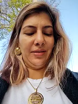 Snapshot of scarlett_moore chatting on March 4, 2026, 12:22 pm scarlett moore online show from March 4, 2026, 12:22 pm