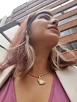 Snapshot of scarlett_moore chatting on March 6, 2026, 3:41 pm scarlett moore online show from March 6, 2026, 3:41 pm