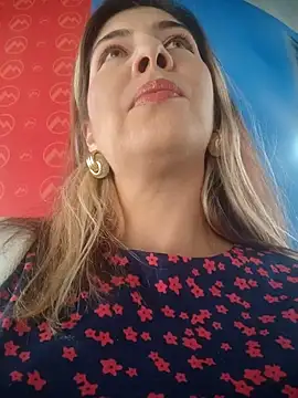 scarlett moore online show from June 27, 2026, 2:44 pm