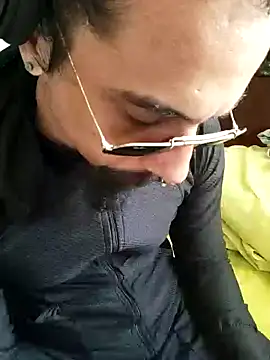 Snapshot of iirgastam3 chatting on March 13, 2026, 8:37 pm iirgastam3 online show from March 13, 2026, 8:37 pm