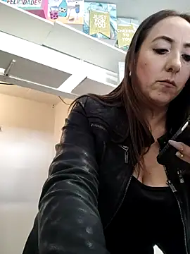 Mia Novikov online show from November 20, 2025, 9:03 pm