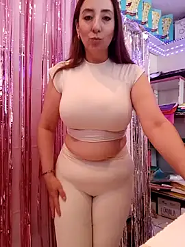Mia Novikov online show from June 18, 2026, 12:00 am