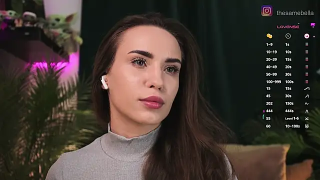 Snapshot of BabyYoda- chatting on September 25, 2025, 8:23 pm BabyYoda- online show from September 25, 2025, 8:23 pm