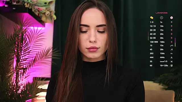 Snapshot of BabyYoda- chatting on November 5, 2025, 6:52 pm BabyYoda- online show from November 5, 2025, 6:52 pm