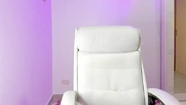 Snapshot of Ethan_mullers chatting on January 15, 2025, 12:30 am Ethan mullers online show from January 15, 2025, 12:30 am