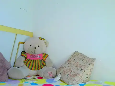 Snapshot of DayanaWood chatting on October 17, 2025, 2:19 pm DayanaWood online show from October 17, 2025, 2:19 pm