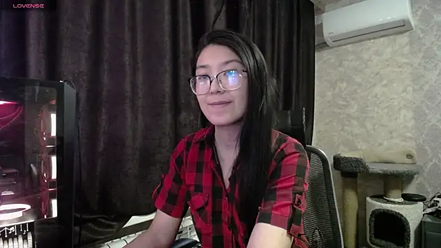 Snapshot of Brightssmiles chatting on February 28, 2025, 5:59 am Brightssmiles online show from February 28, 2025, 5:59 am