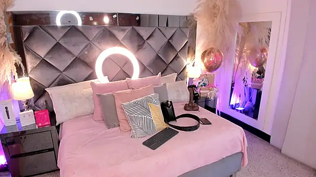 Snapshot of sofhiaa_adaams chatting on October 2, 2025, 11:01 pm sofhiaa adaams online show from October 2, 2025, 11:01 pm