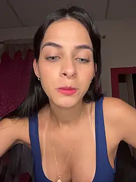 violetta-brown1 online show from December 2, 2025, 2:28 am