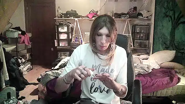 Ombeline1 online show from January 12, 2025, 3:57 pm