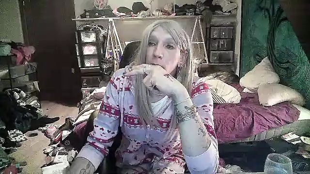 Ombeline1 online show from January 18, 2025, 5:31 am