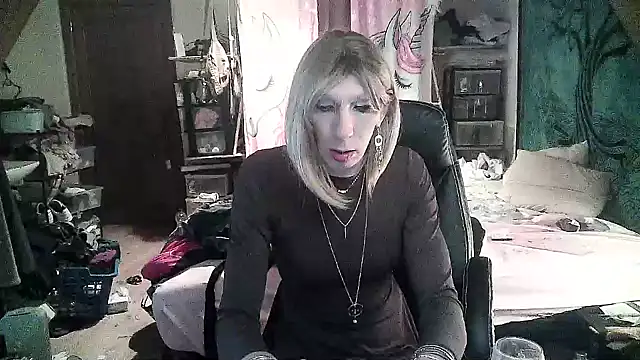 Ombeline1 online show from January 21, 2025, 8:11 pm