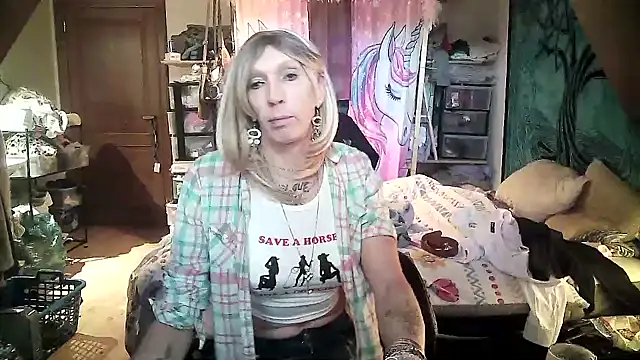 Ombeline1 online show from January 27, 2025, 2:24 pm