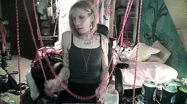 Ombeline1 online show from February 7, 2025, 9:37 pm