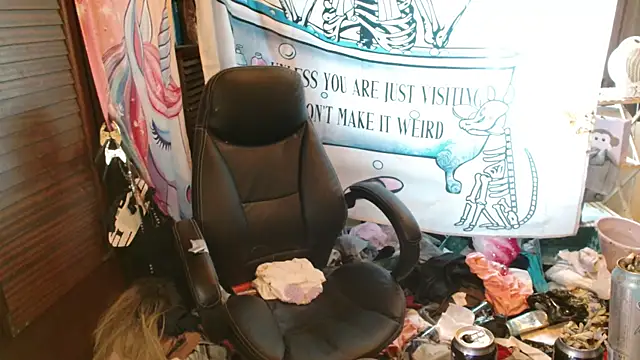 Ombeline1 online show from March 19, 2026, 7:34 am