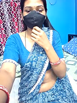 Snapshot of Triha_18 chatting on May 1, 2026, 6:23 pm Triha 18 online show from May 1, 2026, 6:23 pm