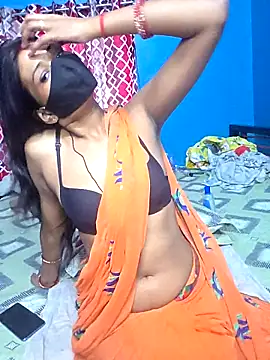 Snapshot of Triha_18 chatting on May 6, 2026, 11:04 am Triha 18 online show from May 6, 2026, 11:04 am