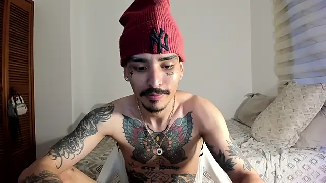 Snapshot of carti02 chatting on December 29, 2024, 11:18 am carti02 online show from December 29, 2024, 11:18 am