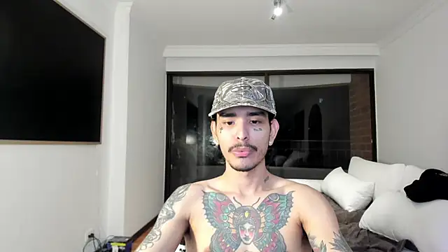 Snapshot of carti02 chatting on February 6, 2025, 9:32 am carti02 online show from February 6, 2025, 9:32 am