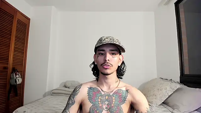 Snapshot of carti02 chatting on February 12, 2025, 11:20 pm carti02 online show from February 12, 2025, 11:20 pm